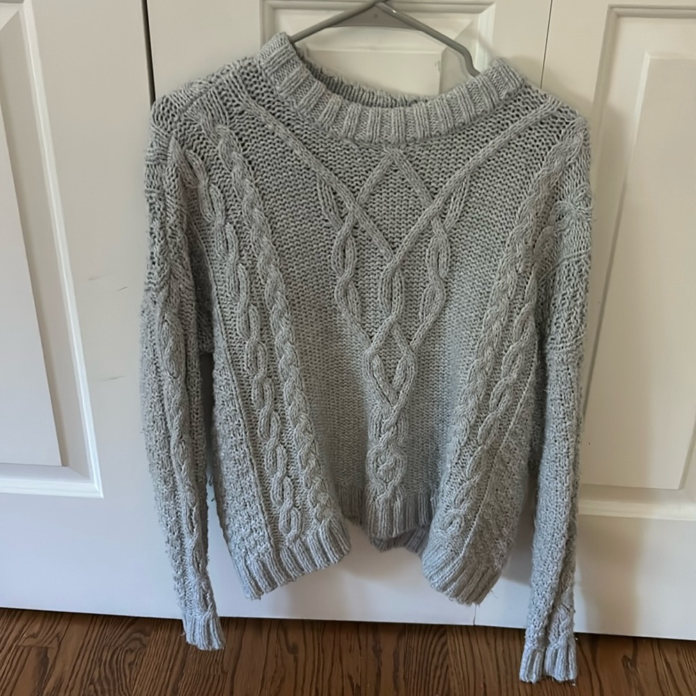 Aerie grey sweater